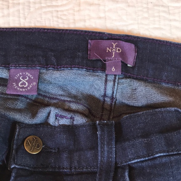 NYDJ Ankle Dark Wash Jeans Size 6 - Picture 2 of 4